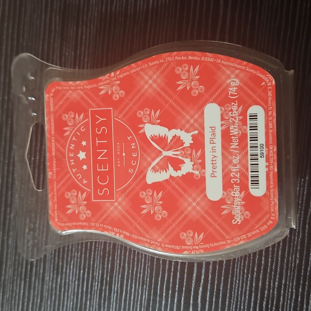 Pretty In Plaid scentsy wax bar